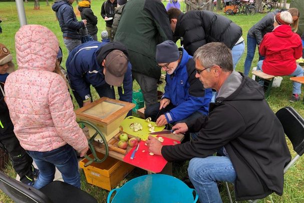 Apfelpresse_Foto: Jutta Bäzner Apfelpresse_Foto: Jutta Bäzner